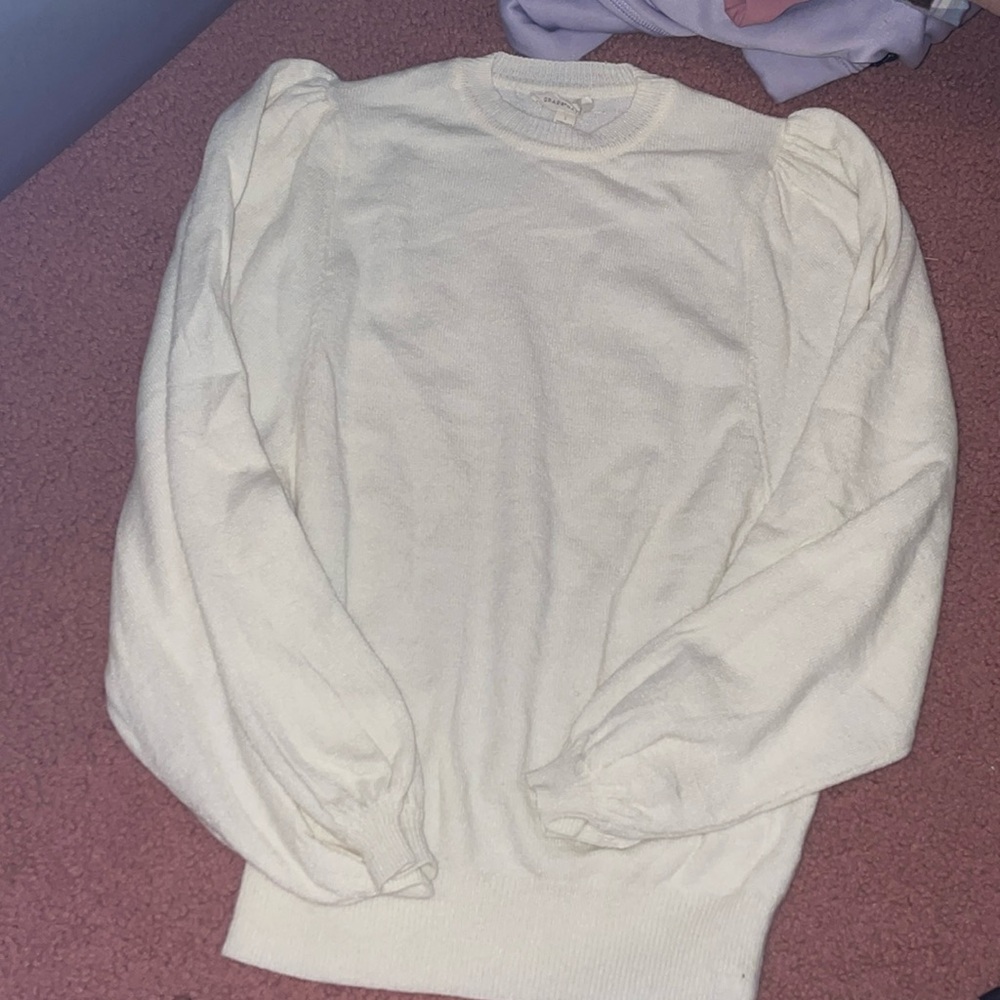 Balloon sleeve sweater
